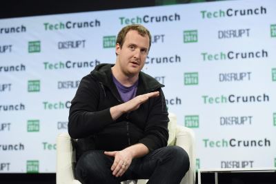 Crypto startup Kik finds buyer to keep running messaging app